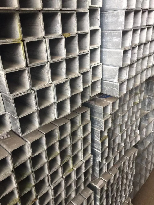 低合金 Q355B 黔东南黔东南黔东南镀锌无缝方管 工程专用无缝黔东南黔东南黔东南镀锌方管